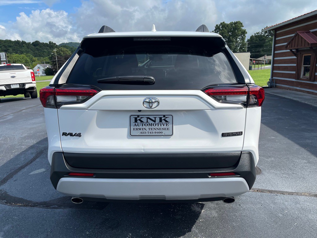 2024 Toyota Rav4 Image 5