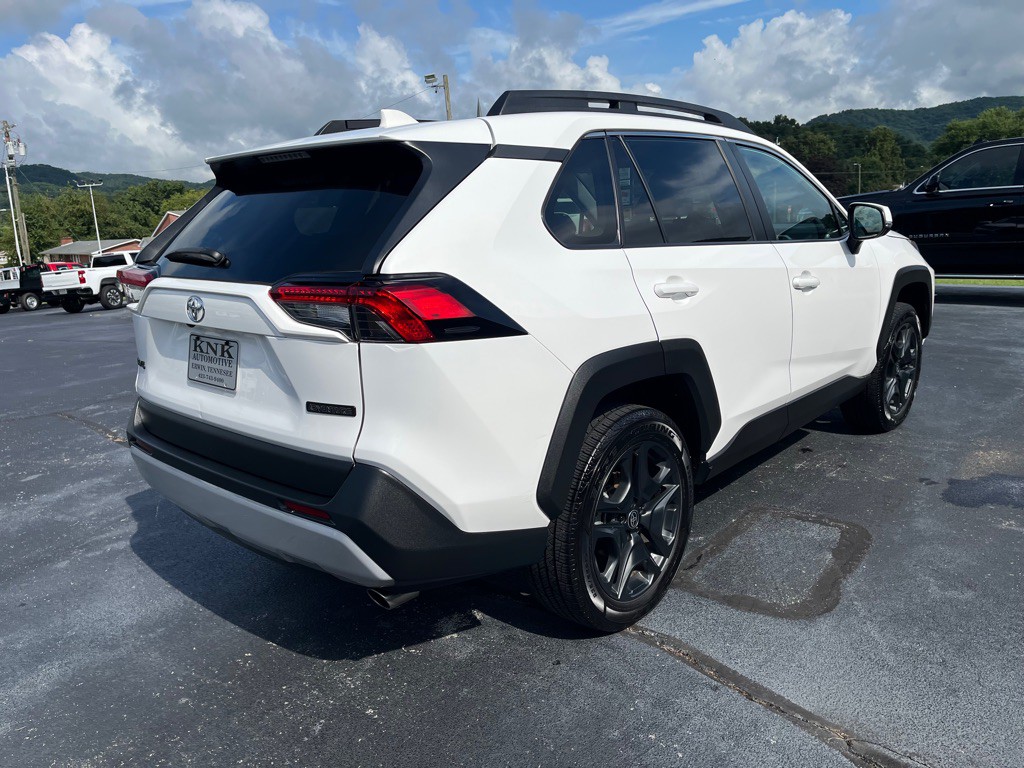 2024 Toyota Rav4 Image 6