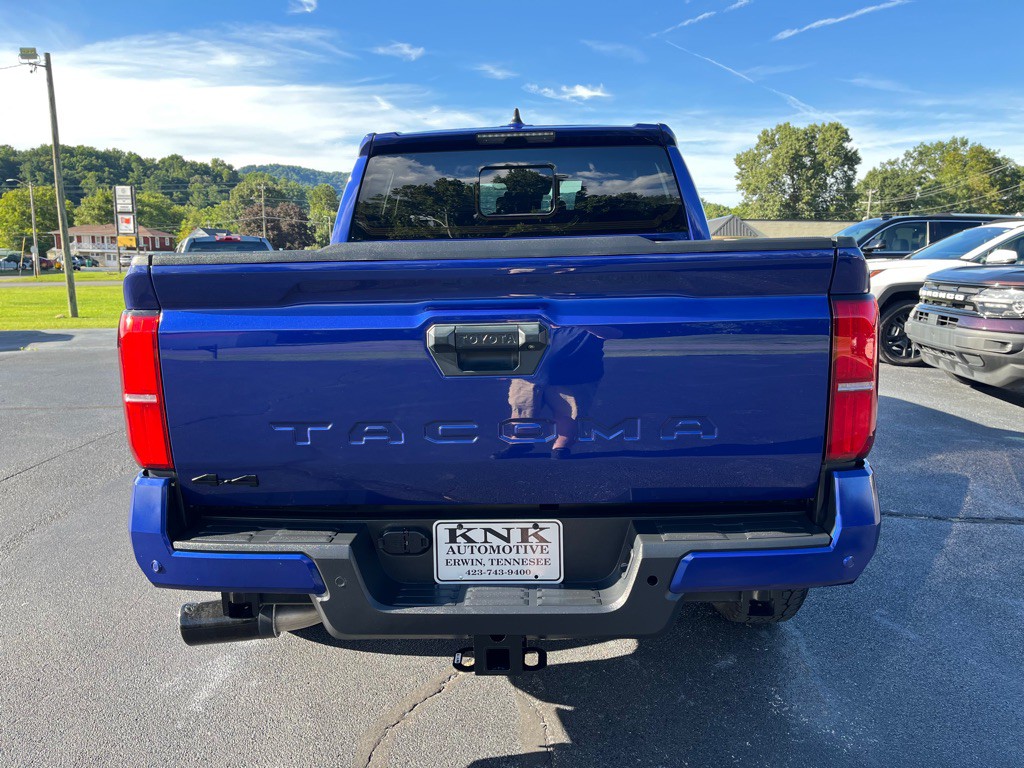 2024 Toyota Tacoma Image 5