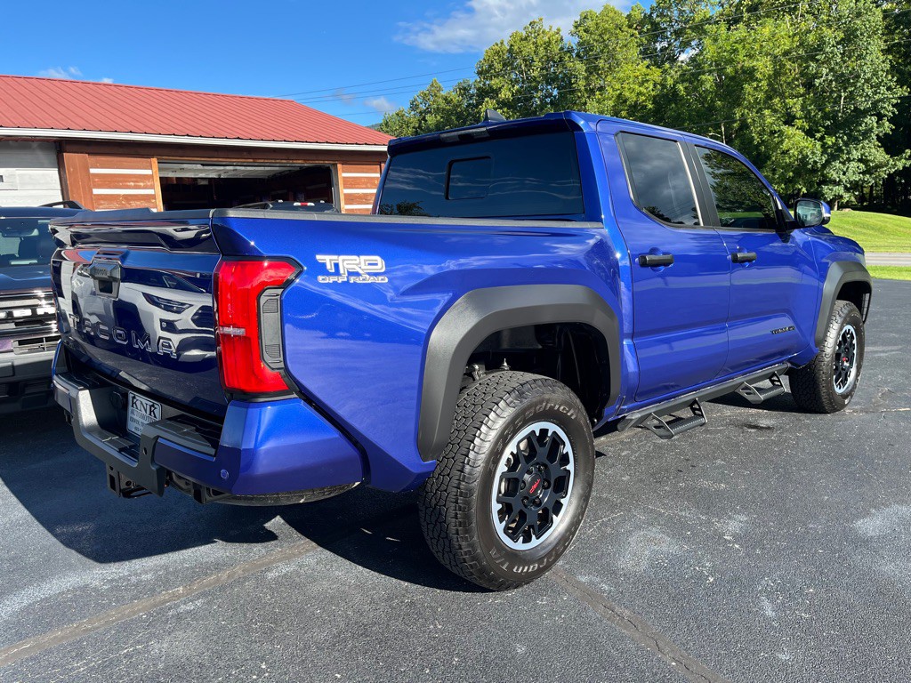 2024 Toyota Tacoma Image 6