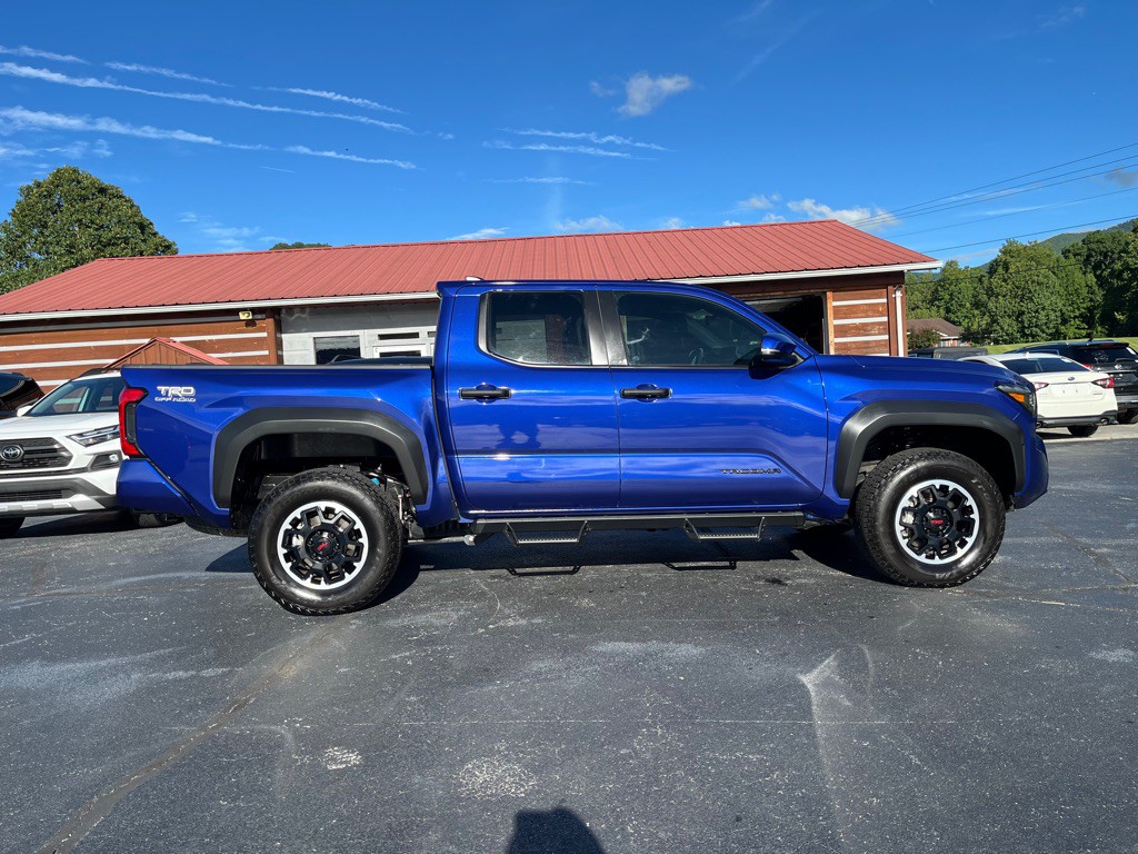 2024 Toyota Tacoma Image 11