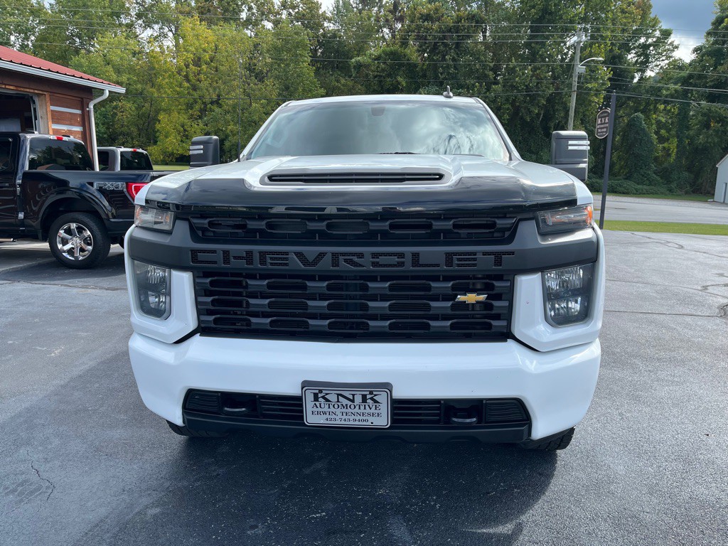 2021 Chevrolet Silverado 1500 Image 2