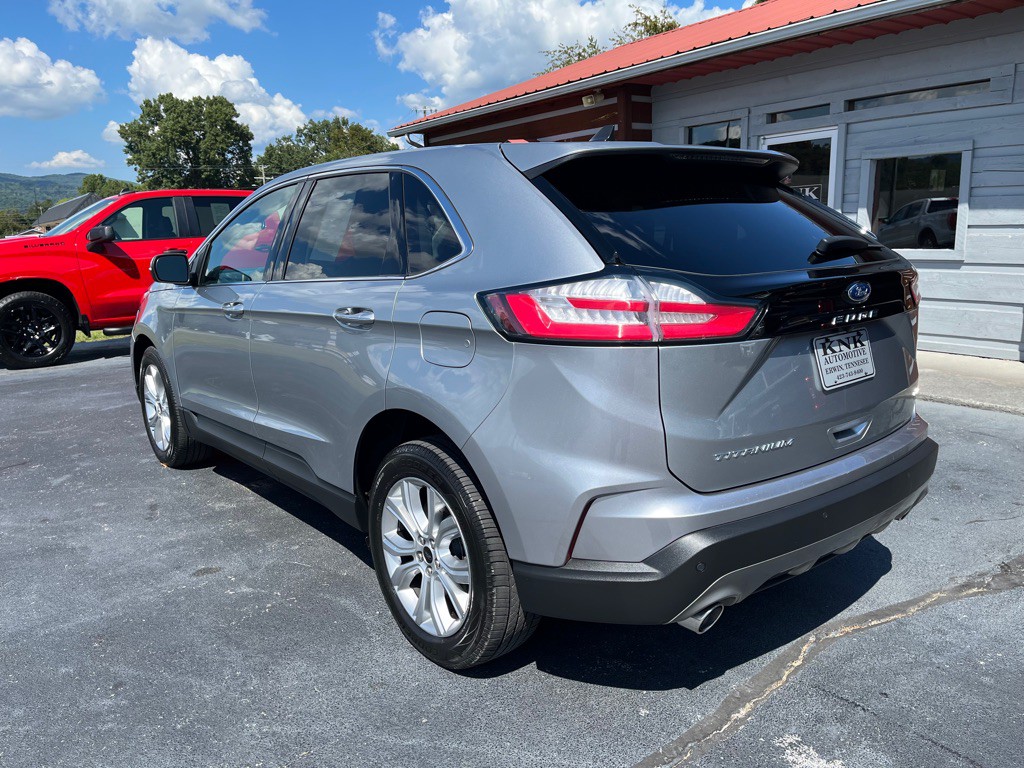 2023 Ford Edge Image 4