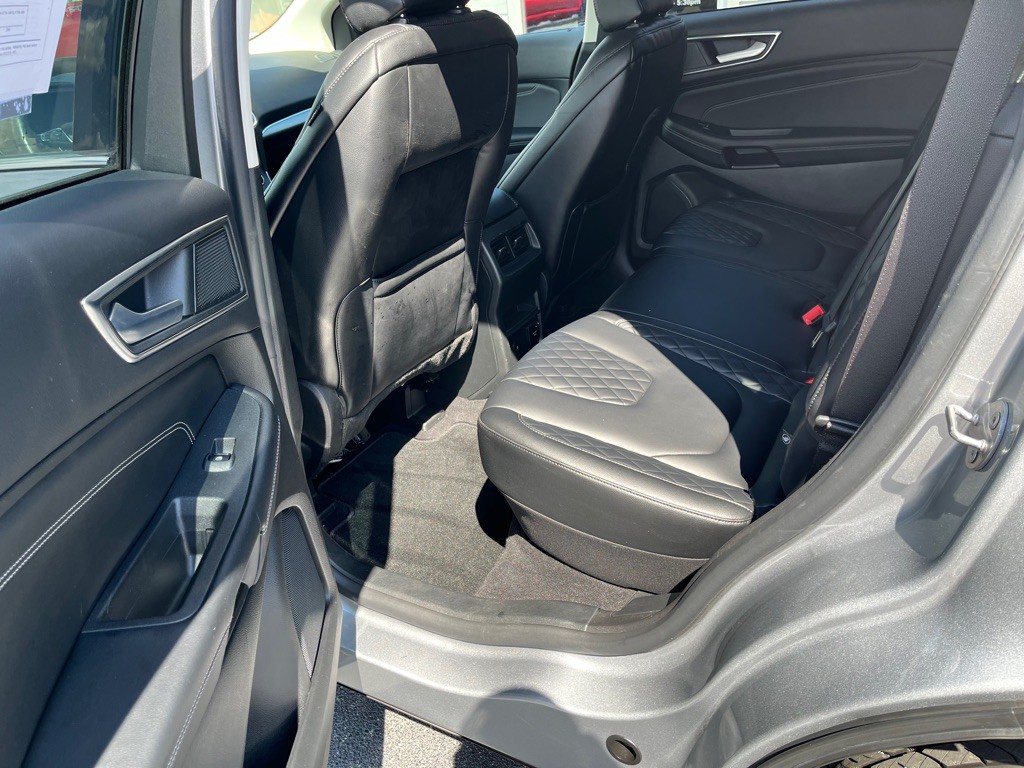 2023 Ford Edge Image 12