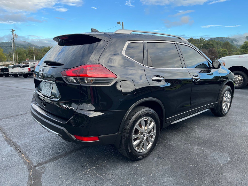 2018 Nissan Rogue Image 6