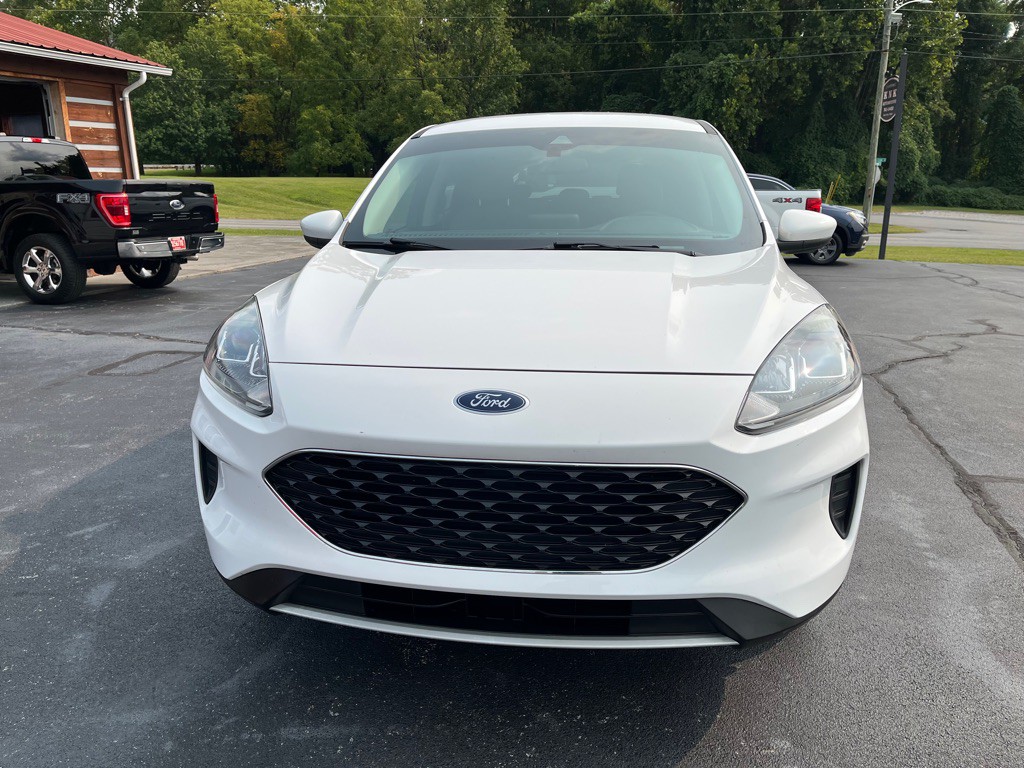 2020 Ford Escape Image 2