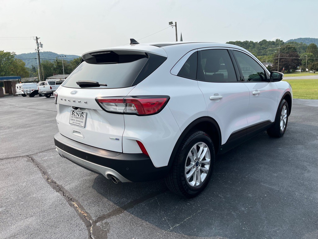 2020 Ford Escape Image 6