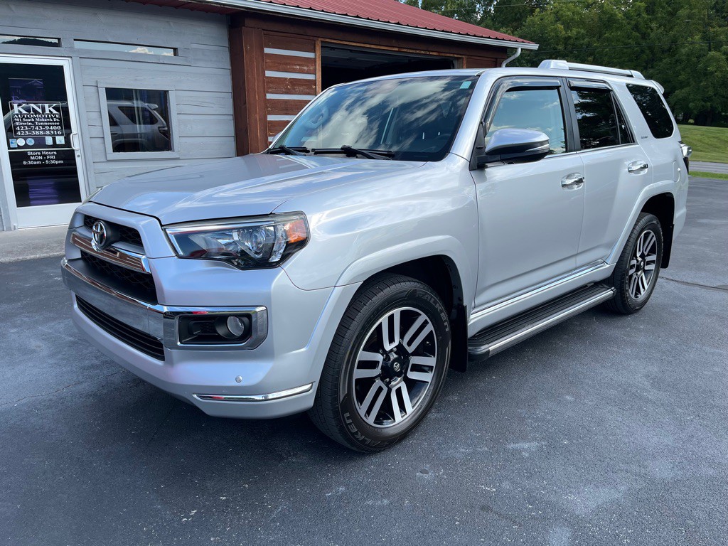 2016 Toyota 4Runner Image 3