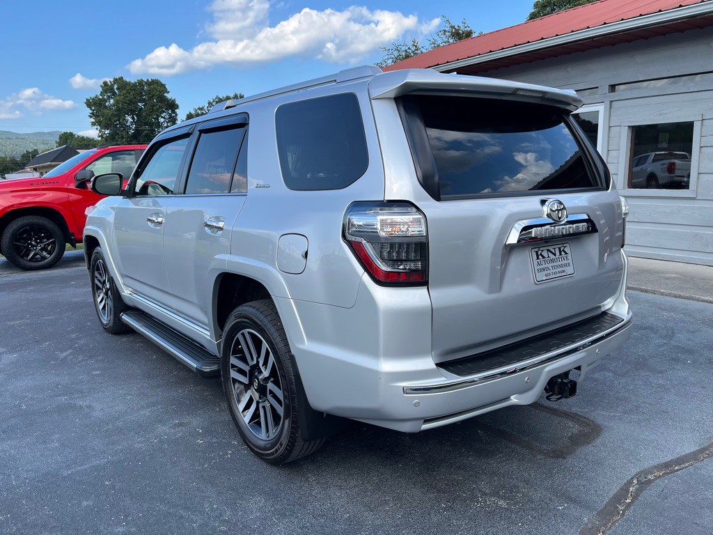 2016 Toyota 4Runner Image 4