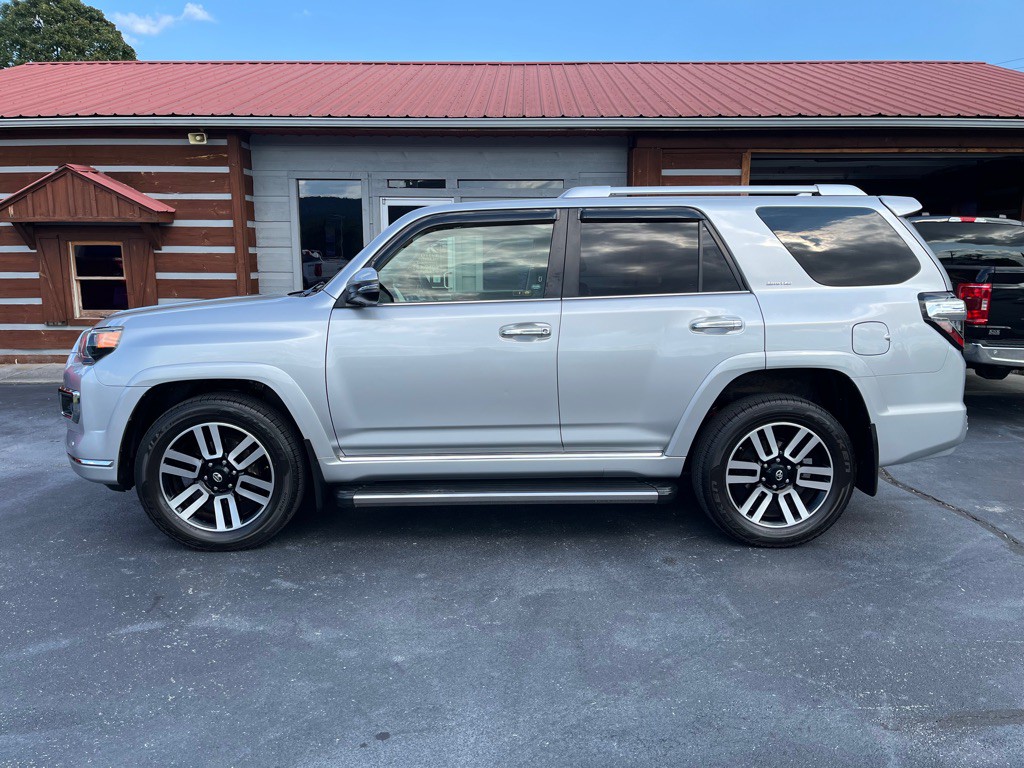 2016 Toyota 4Runner Image 7