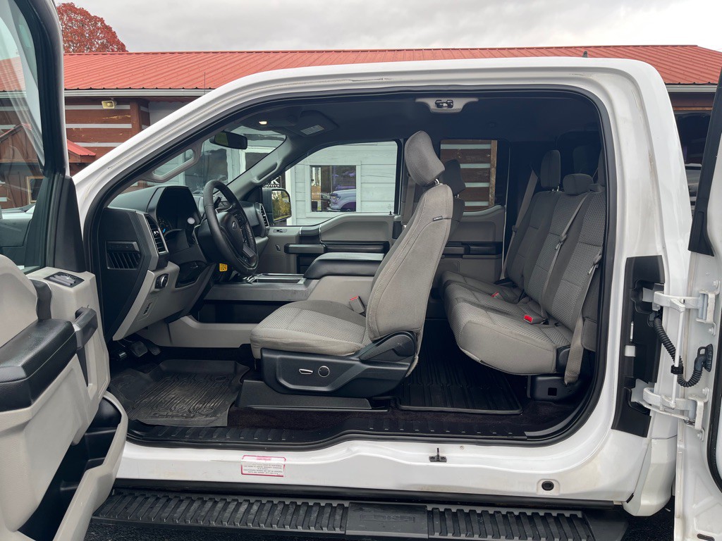 2017 Ford F-150 Image 12