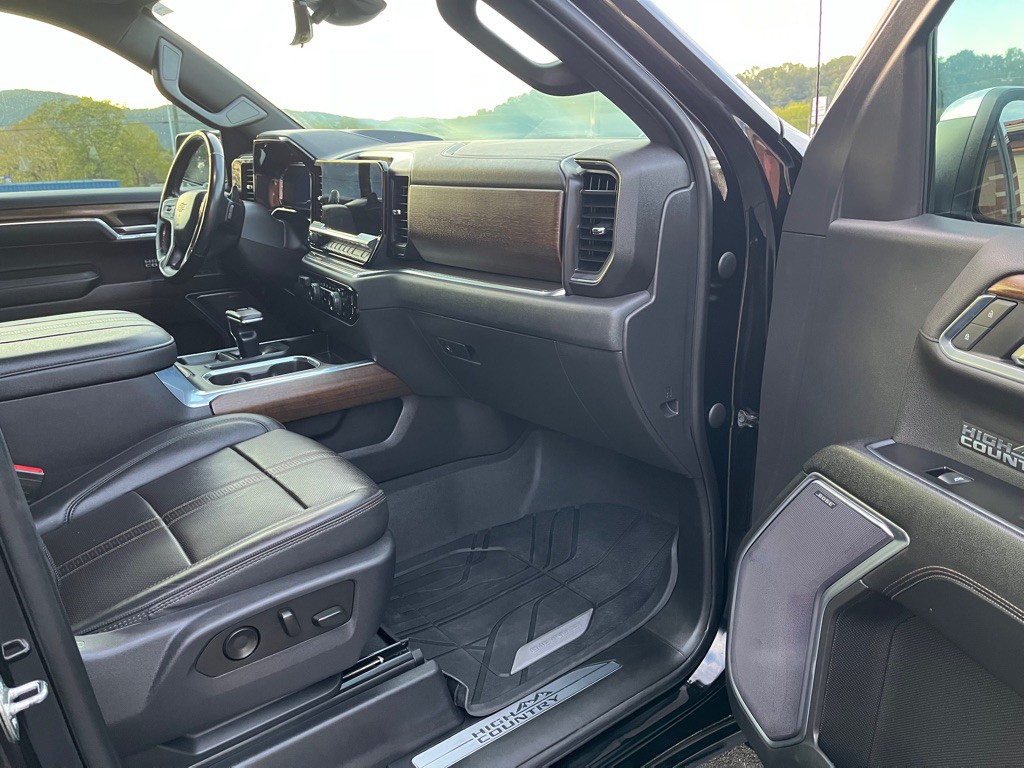 2023 Chevrolet Silverado 1500 Image 8