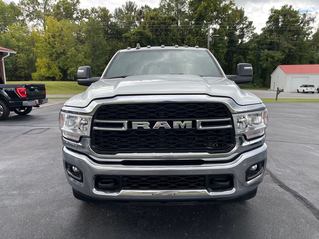 2024 RAM 3500 Image 2