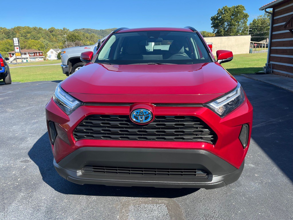 2022 Toyota Rav4 Image 2