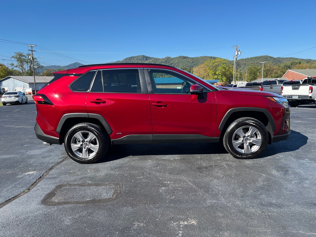 2022 Toyota Rav4 Image 7