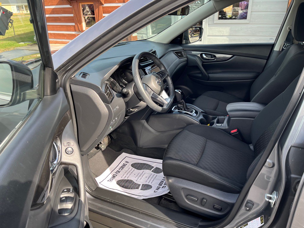 2020 Nissan Rogue Image 10