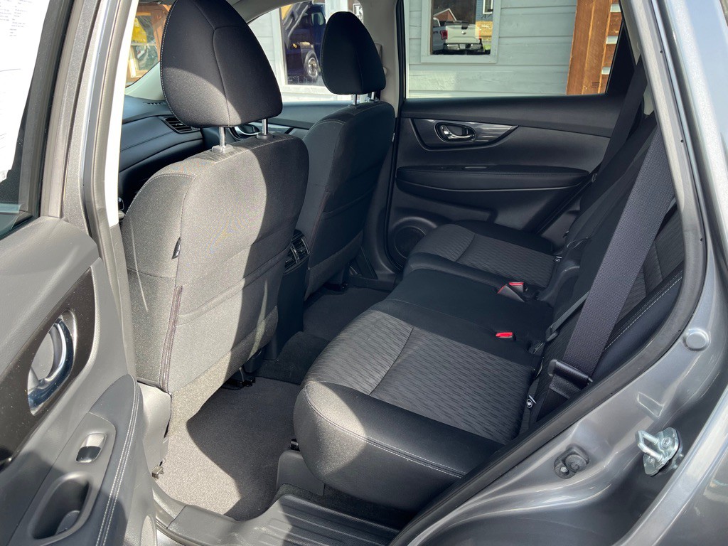 2020 Nissan Rogue Image 12