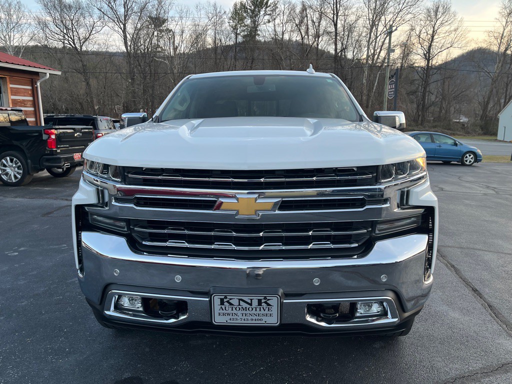 2021 Chevrolet Silverado 1500 Image 2