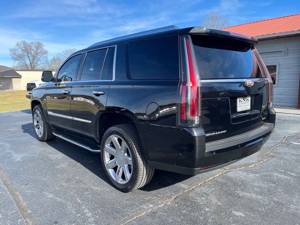 2017 Cadillac Escalade Image 4