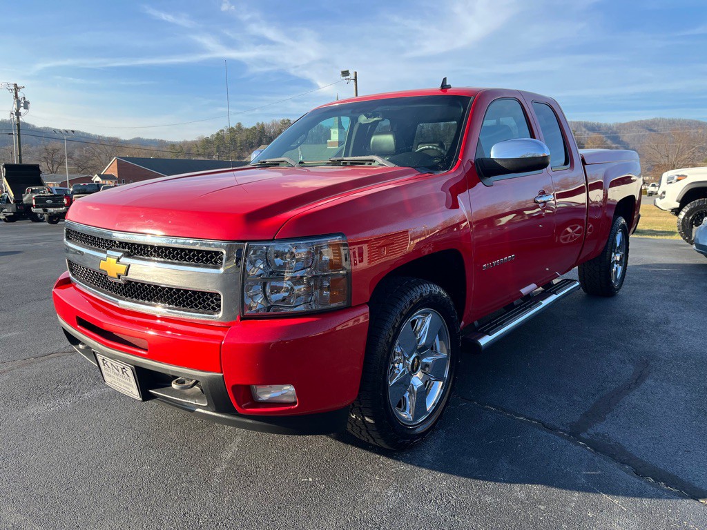 2009 Chevrolet Silverado 1500 Image 3