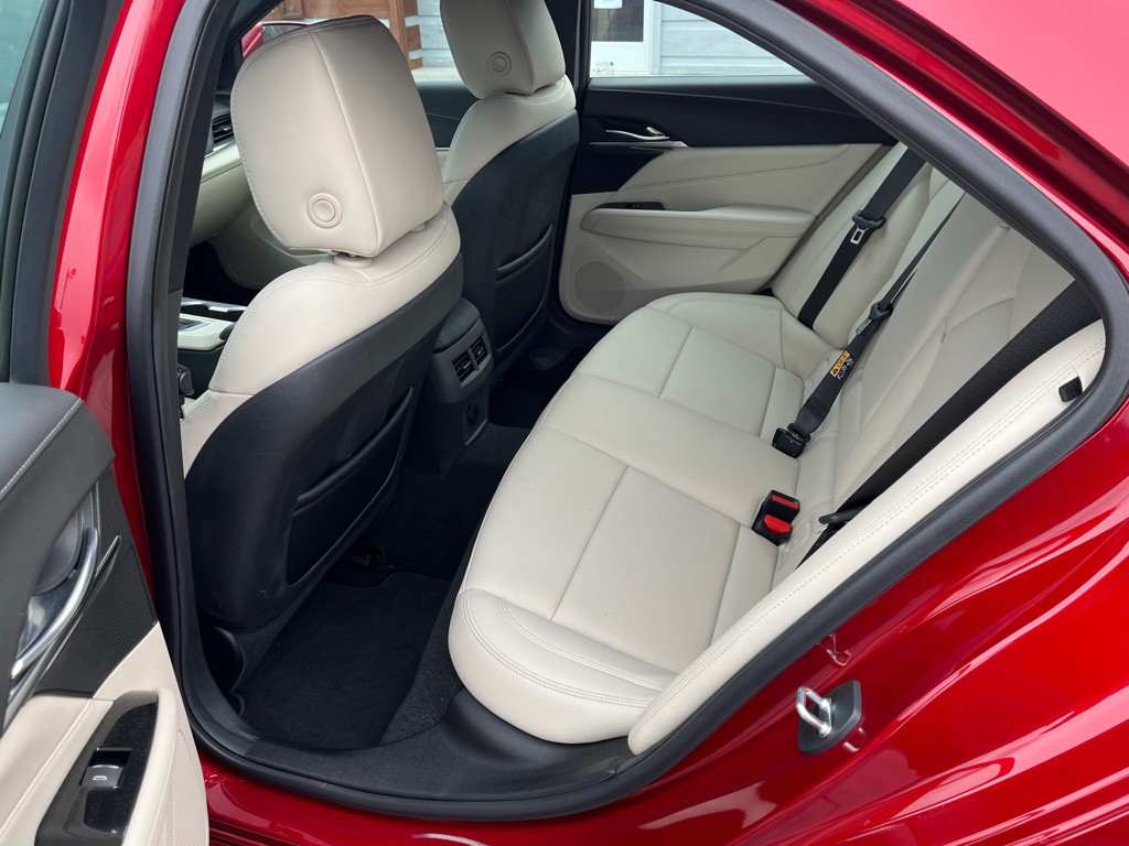 2021 Cadillac CT4 Image 12