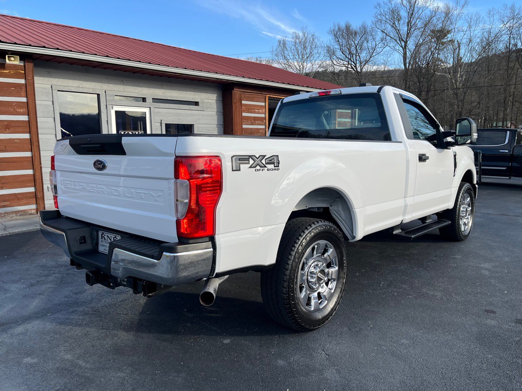 2022 Ford F-250 Image 6