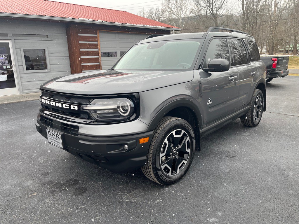 2021 Ford Bronco Image 3