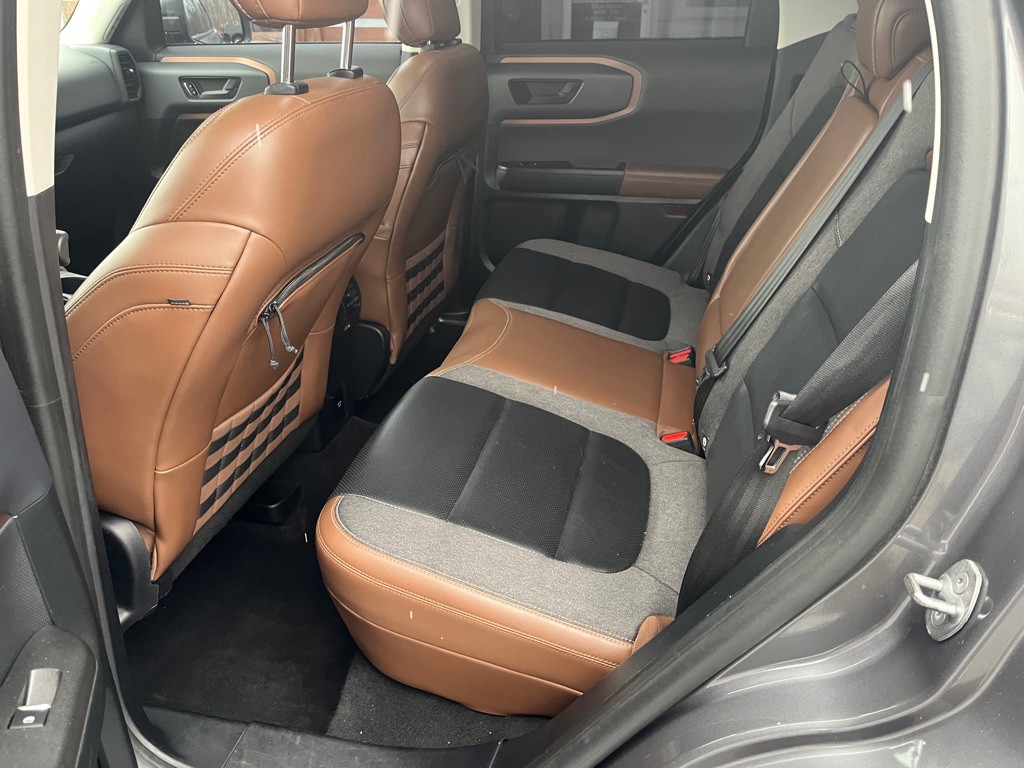 2021 Ford Bronco Image 12