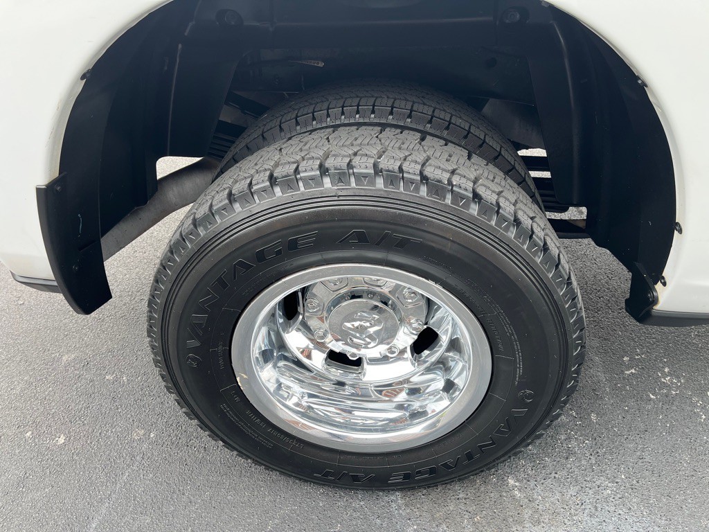 2019 RAM 3500 Image 14