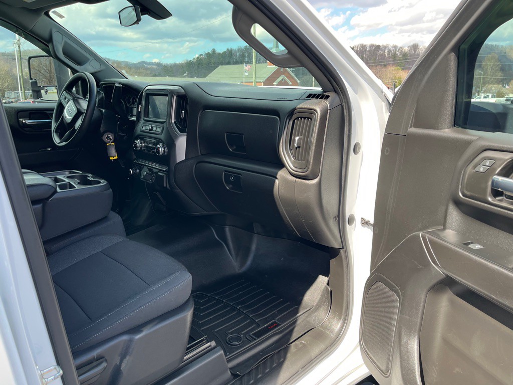2022 GMC Sierra Image 11