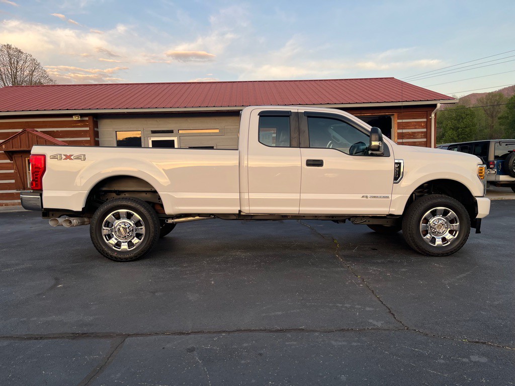 2019 Ford F-350 Image 8