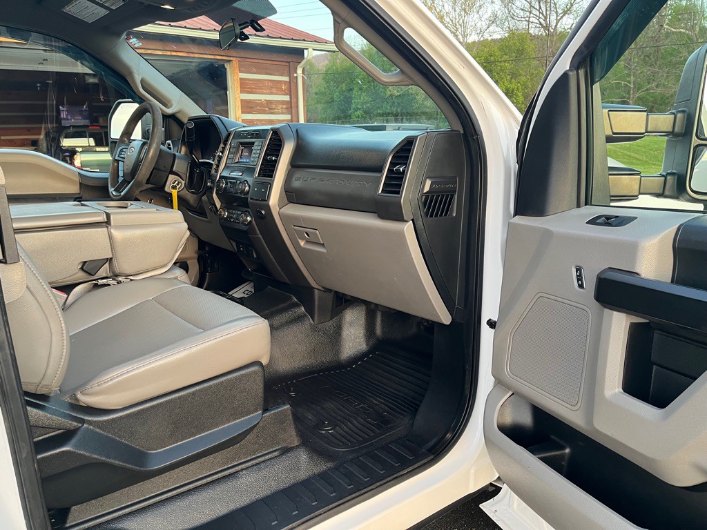 2019 Ford F-350 Image 11