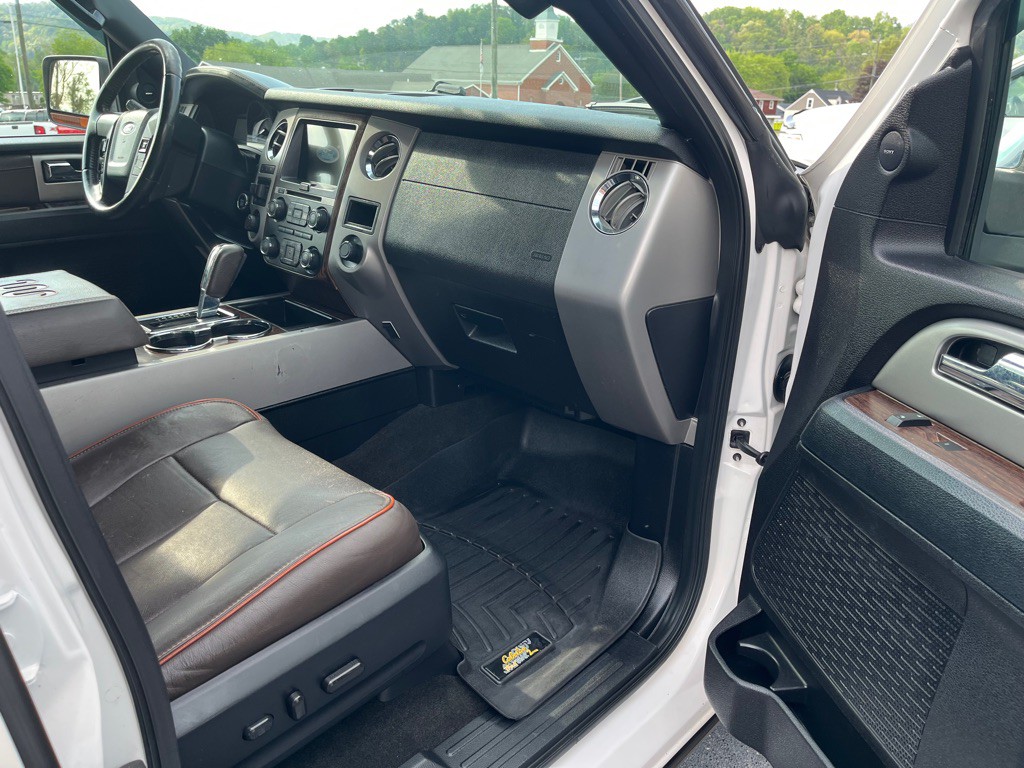 2017 Ford Expedition Image 11