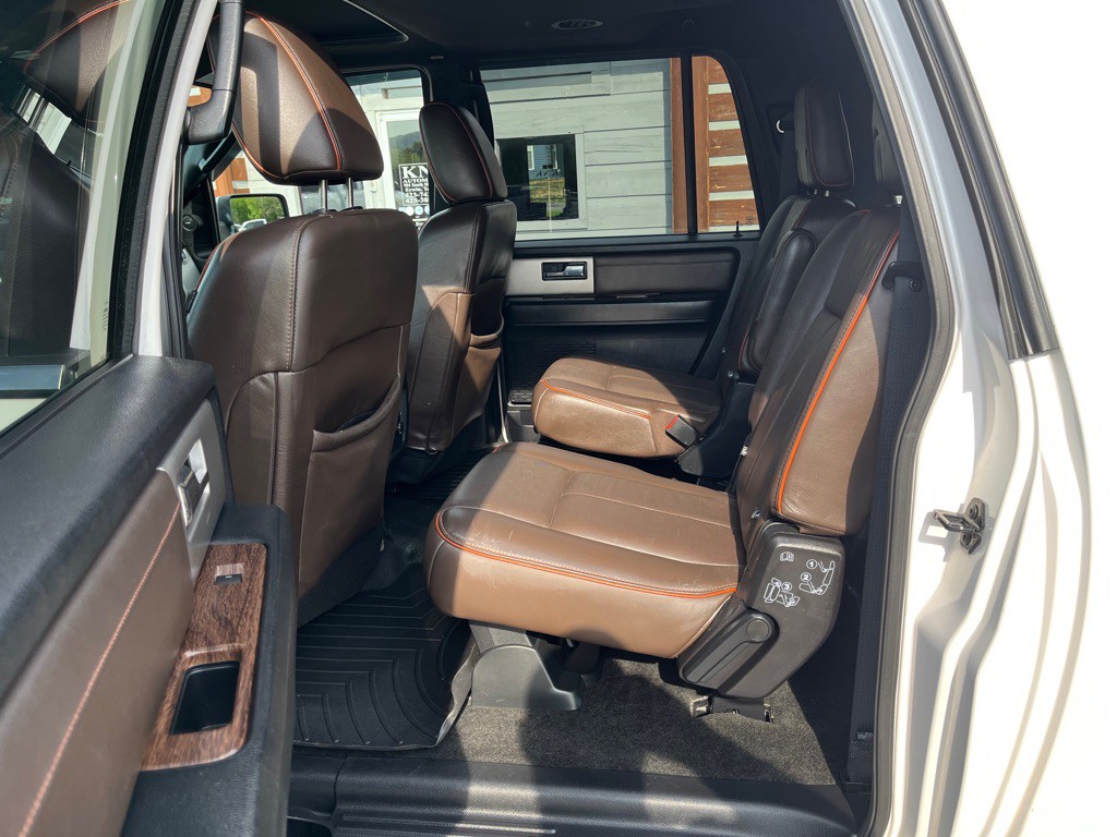 2017 Ford Expedition Image 12