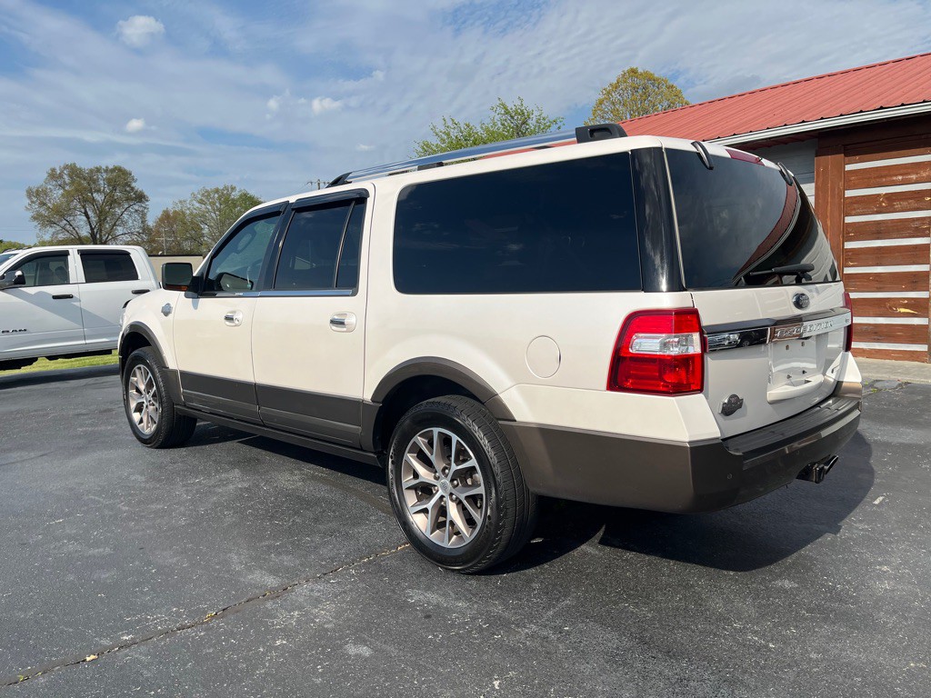 2017 Ford Expedition Image 4