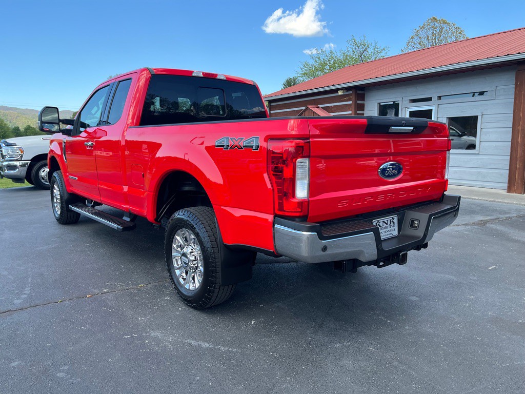 2017 Ford F-250 Image 4