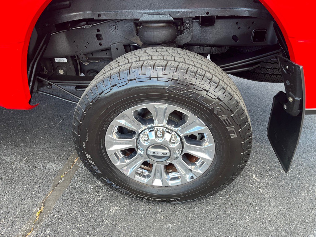 2017 Ford F-250 Image 9