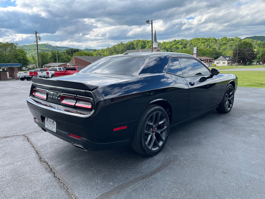 2019 Dodge Challenger Image 6