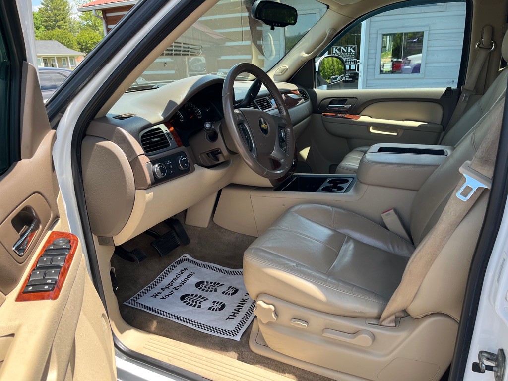 2010 Chevrolet Tahoe Image 10