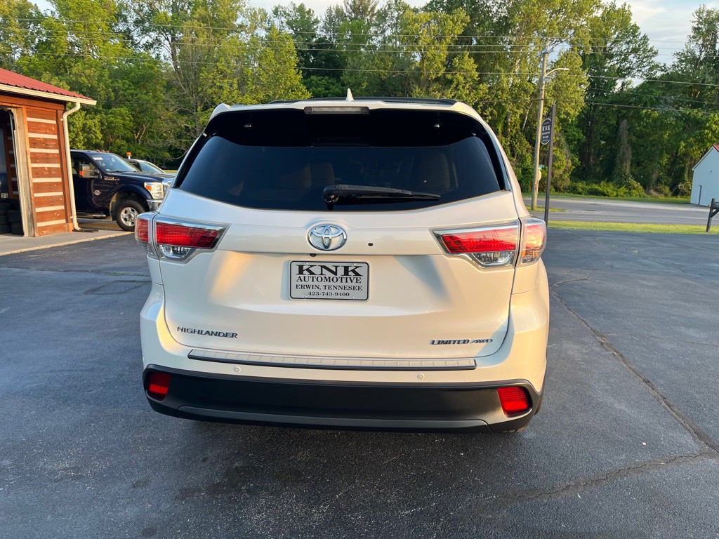 2015 Toyota Highlander Image 5