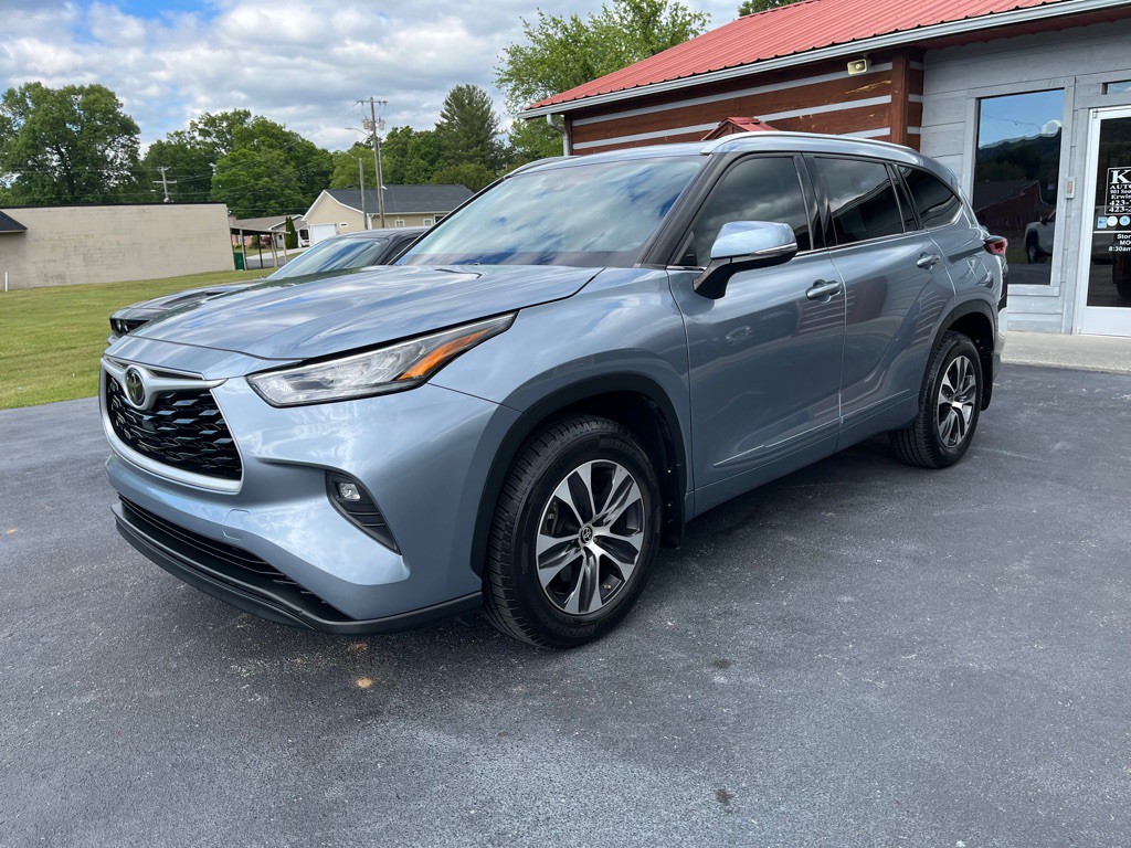 2020 Toyota Highlander Image 3