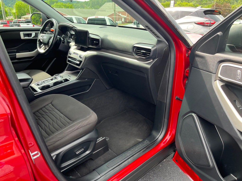 2020 Ford Explorer Image 11