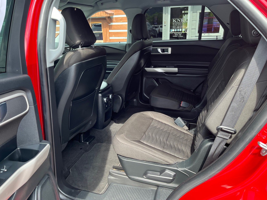 2020 Ford Explorer Image 13