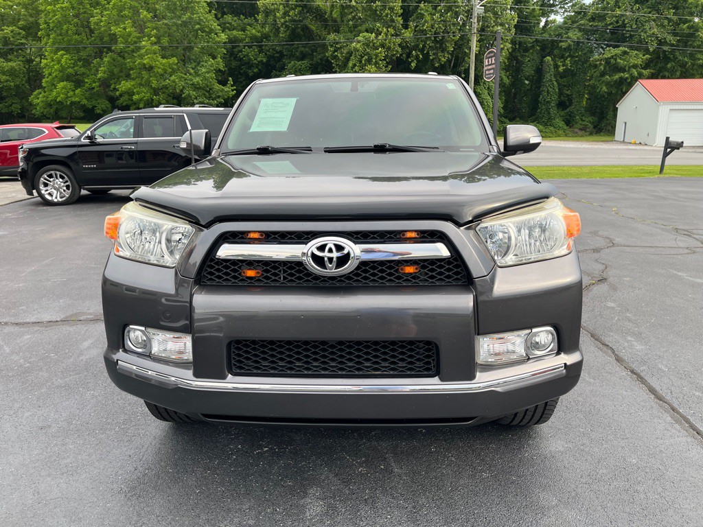 2011 Toyota 4Runner Image 2