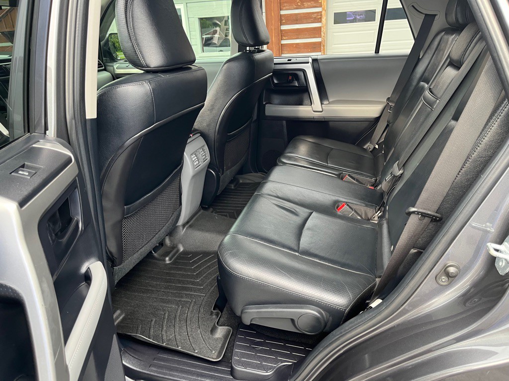 2011 Toyota 4Runner Image 13