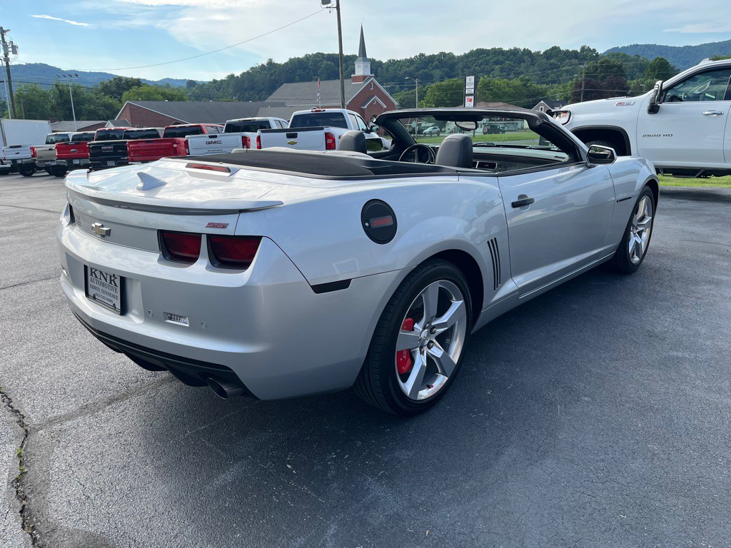 2011 Chevrolet Camaro Image 4