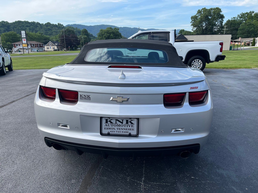 2011 Chevrolet Camaro Image 14