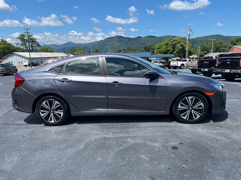 2018 Honda Civic Image 7