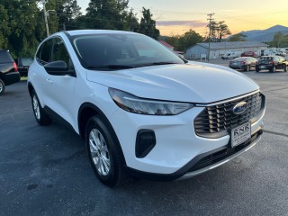 Image for 2025 Ford Escape Active ID: 7581739