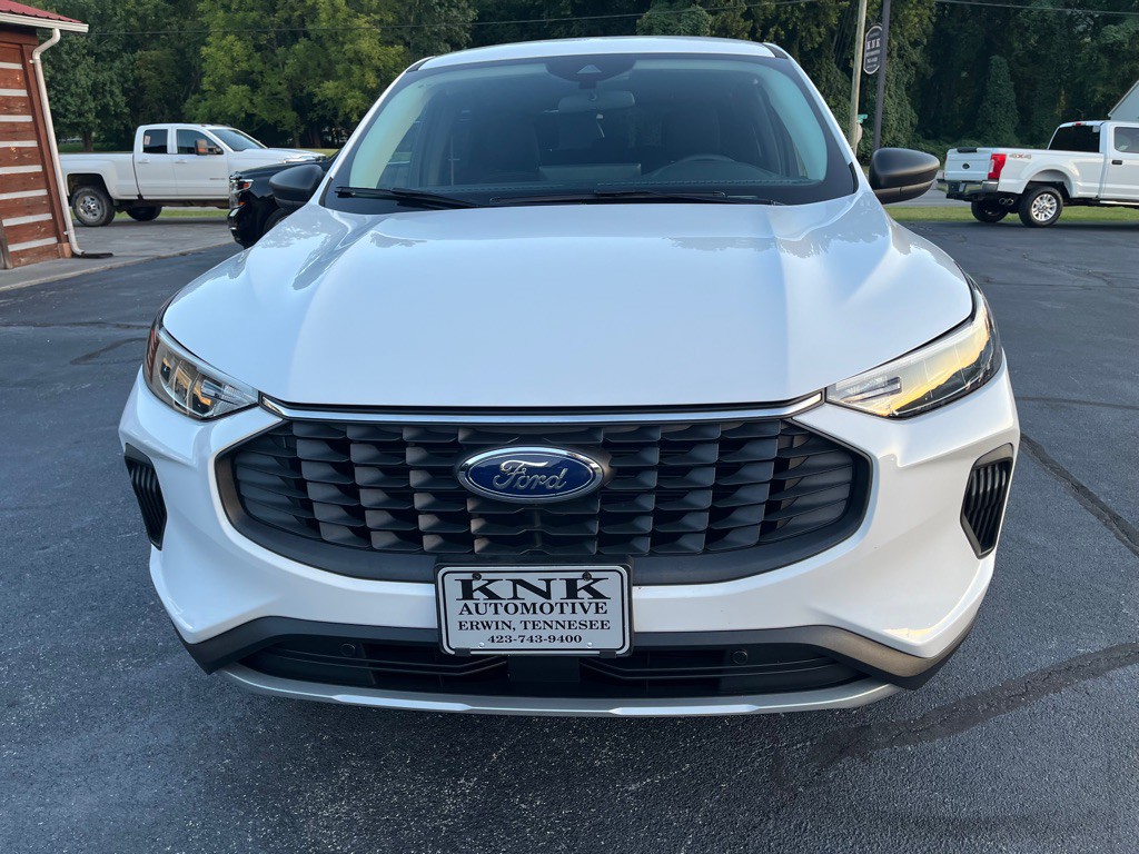 2025 Ford Escape Image 2